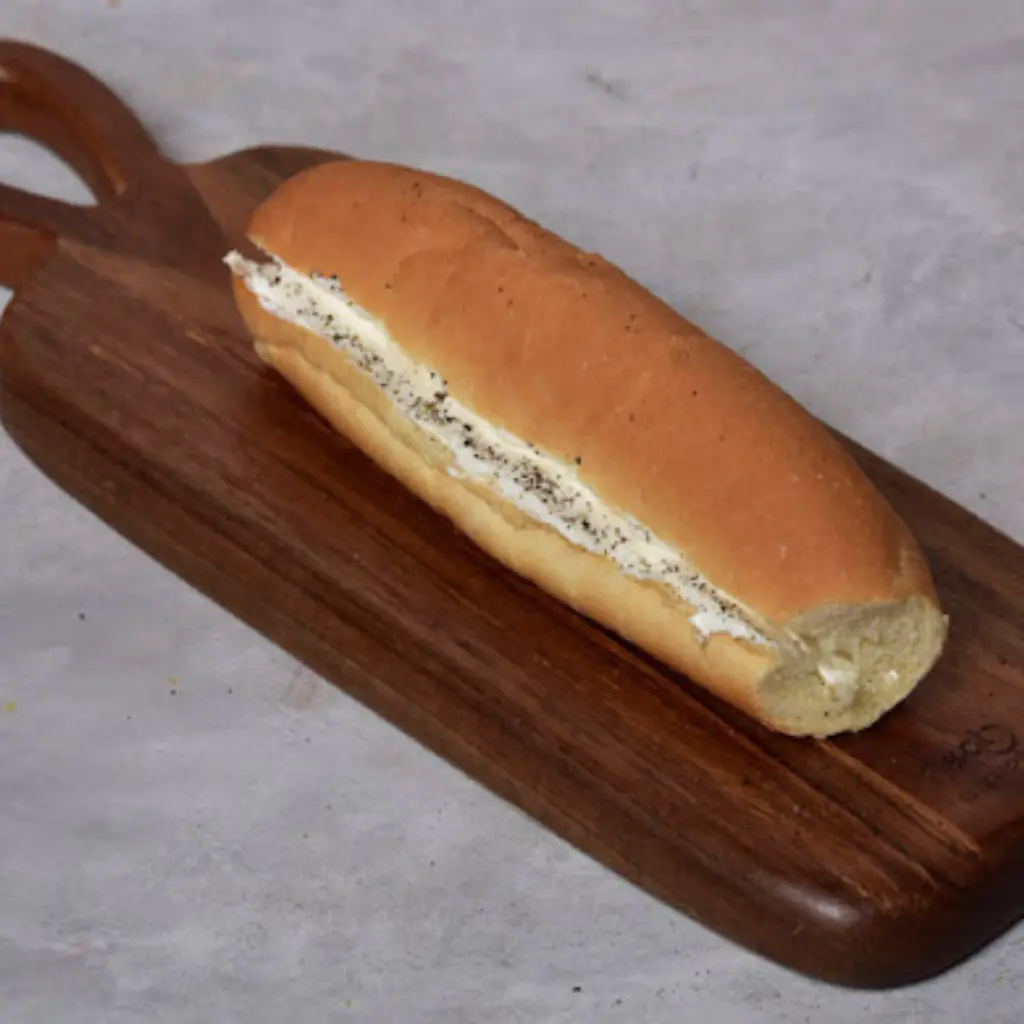 Labneh With Thyme Sandwich
